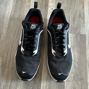 Nike Air Max Men’s Black Size 12 shoes